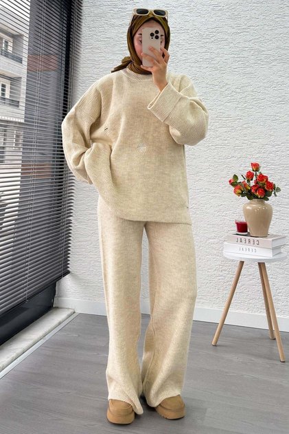 Premium Ripped Detailed Design Knitwear Set - Cream