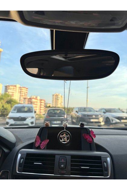 Rim Rear View Ornament for Car Enthusiasts, Auto Pendant with Rim Ornament.