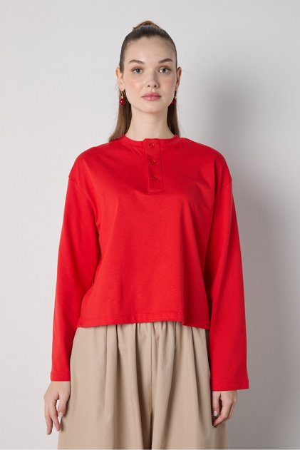 Women's Red Crop Buttoned and Patted Cotton T-Shirt 32057