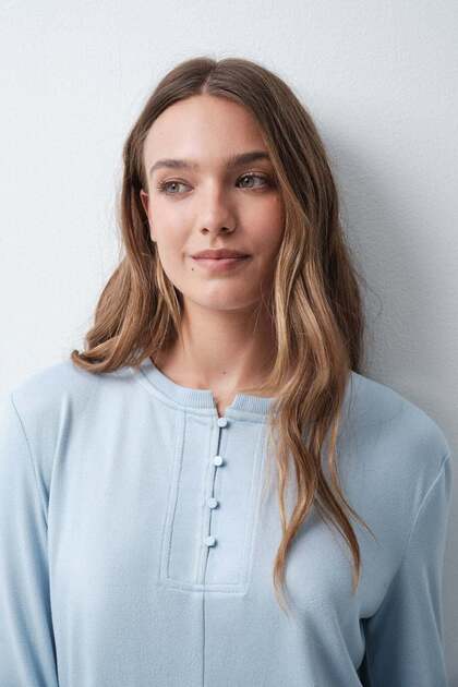 Blue long sleeve T-shirt