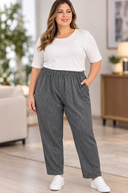 Large Size Pocketed Elastic Stamped Trousers