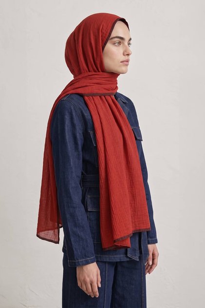 Basic Muslin Shawl Red