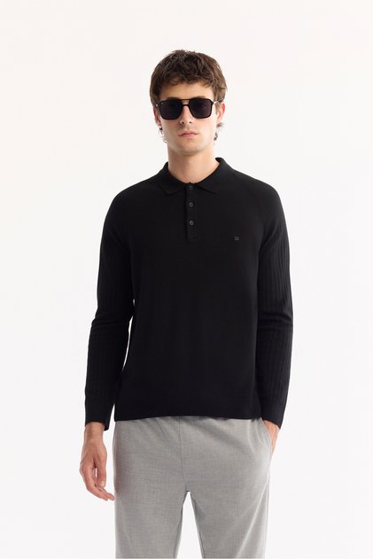 Men's Black Polo Neck Buttoned Soft Touch Textured Knitwear Regular Fit Sweater A52Y5030