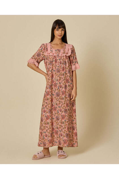 Women Pink Floral Nightdress