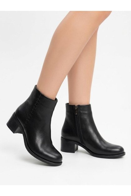 Women's Black Genuine Leather Thick Heeled Non-Slip Sole Daily Boots