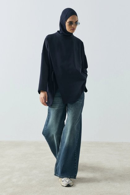 Elva Slit T-Shirt Navy Blue