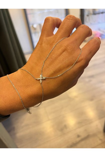 Silver color shahmeran