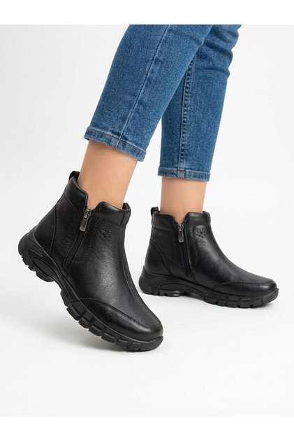 Women's Black Genuine Leather Zipper Detailed Orthopedic Non-Slip Sole Warm Daily Boots