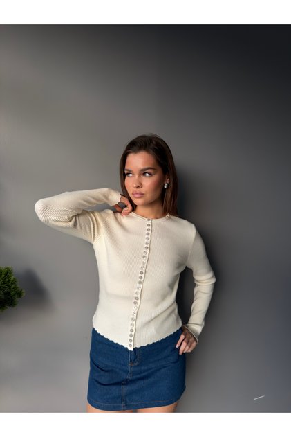 Crew Neck Button Detailed Cardigan