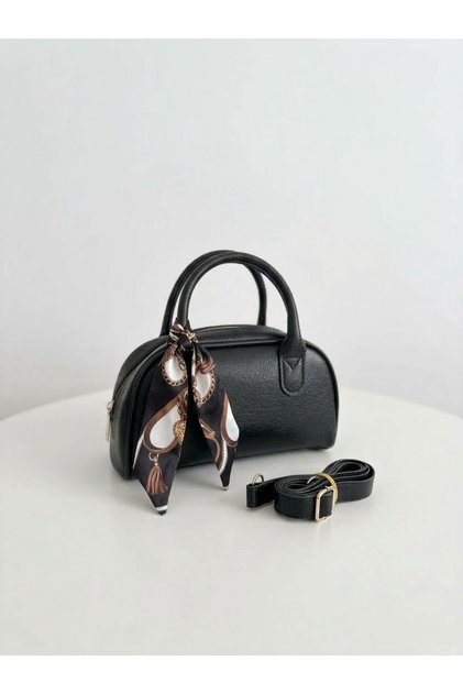 Scarf Model Black Elegant Hand and Shoulder Bag