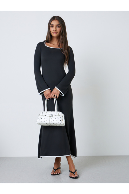Black Long Sleeves A-Line Maxi Dress