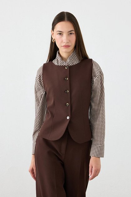 Round Neck Vest - Brown