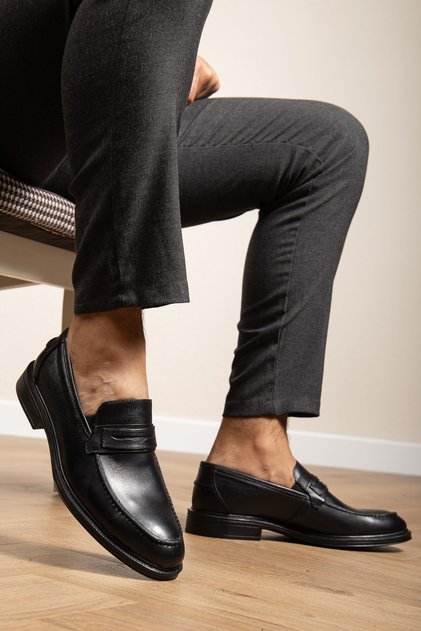 Genuine Leather, Laceless Inner and Outer Leather Men's Loafer Shoes