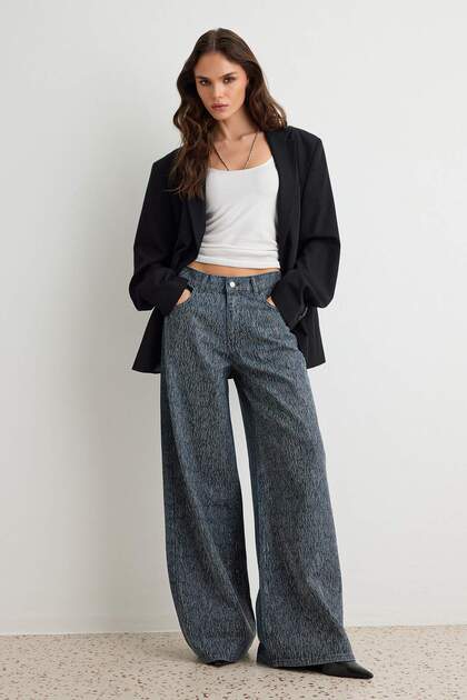 Mavi Taş Detaylı Yüksek Bel Wide Leg Jeans TWOAW27JE00348