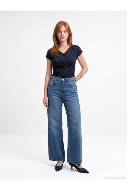 33157 Bra-Free Draped V-Neck Top