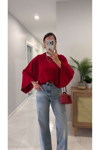 Womes Red Bat Sleeve Knitwear