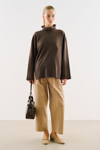 High Collar Long Sleeve Tshirt Brown