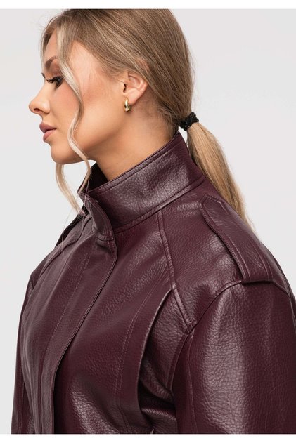 Übergroße Bikerjacke für Damen, Stehkragen mit Druckknöpfen, Reißverschluss, Schulterdetails, Burgunderrot OW-JAFL-0104