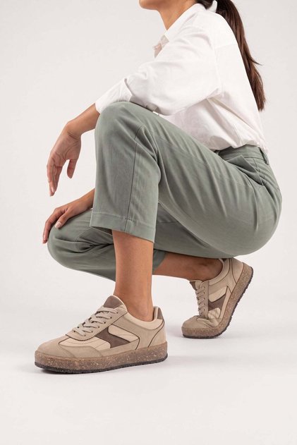 Women's Multi-Piece Suede Textured Retro Sole Lace-Up Casual Sneaker Mavel Beige Suede