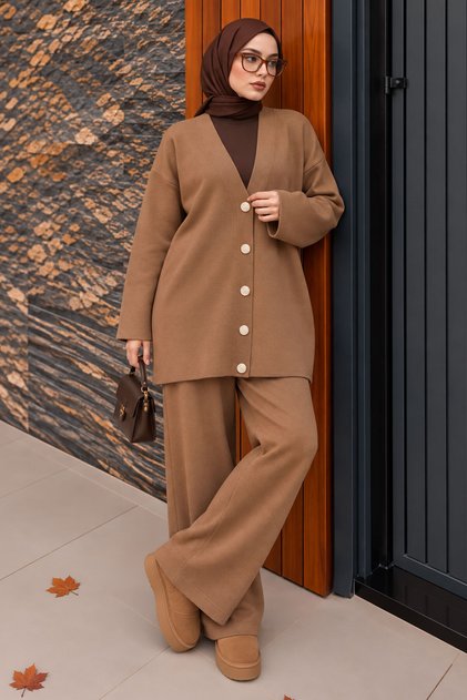 Set cardigan cu nasturi din tricotaje TSD240932 Maro Lăptos