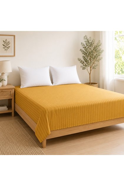 Cearsaf de pat Deco, 100% bumbac, Damasc Satin, 220x240 cm, dungi de 1 cm, Galben Muștar