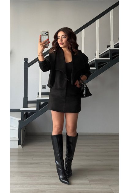 Black premium belted suede mini skirt