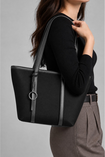 Women's Black Zippered Lined Hand and Shoulder Bag
