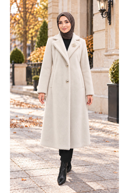 BROŞLU ANGORA KABAN-BEJ