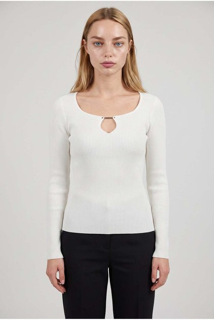 Women's White Pear Collar Hook Detailed Hooked Long Sleeve Ribbed Extra Soft Blouse Body