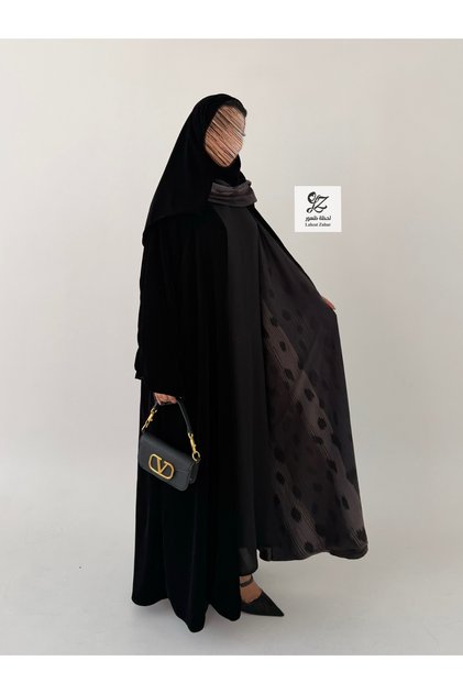 عبايه شتوية بشت مخمل مبطن