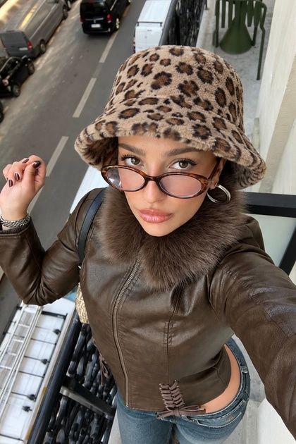 Women's Leopard Plush Bucket Hat