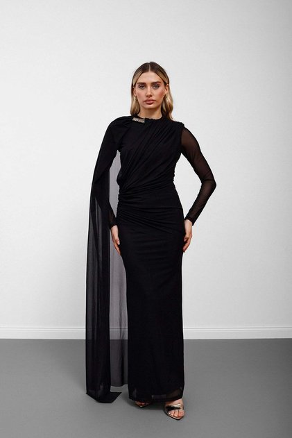 Black Gold Accessory Detailed Tulle Shawl Long Dress