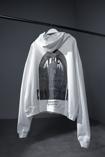 Men's White the Conqueror Oversize Hoodie