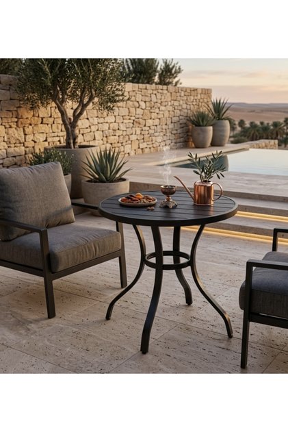 Black Round Cafe Table 80 cm | Movenhome | Moven Home