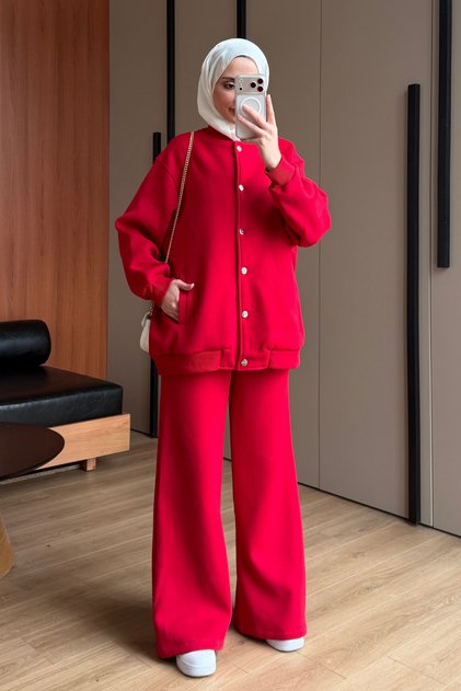 Set basic pentru femei, cu 3 fire, flaușat pe interior și buzunare „fleto”, model 3913
