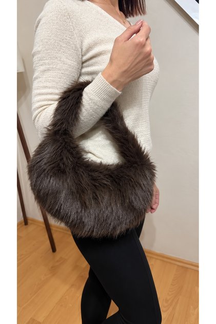 Women's Plush Shoulder Bag Faux Fur Textured Stylish Daily Bag