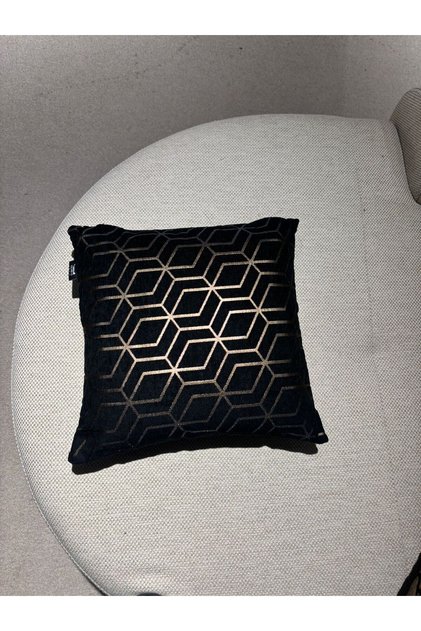 Altın Geometrik Desenli Dekoratif Kırlent | Lüks Dokulu Modern Tasarım