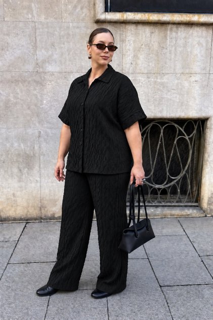 Textured Wrinkled Fabric Soft Double Set Short Sleeve Shirt and Pants Set
