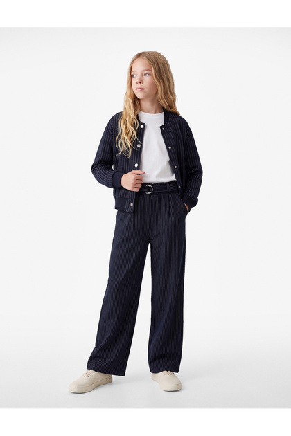 Comfortable Cut Wide-Leg Pants with Belted Pockets