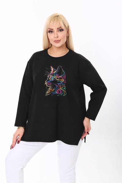 Plus size women's blouse