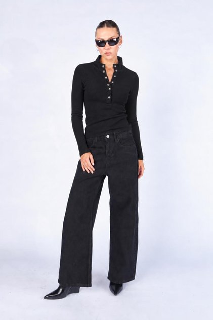Women's Black Crew Neck Camisole Blouse with Snap Detail on the Front