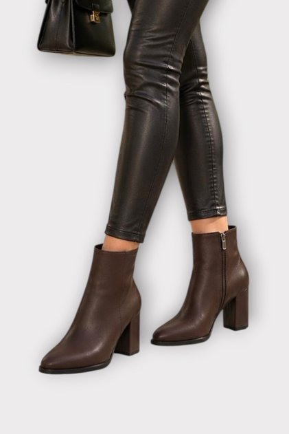Women's Thick Heeled Side Zipper Boots Brown