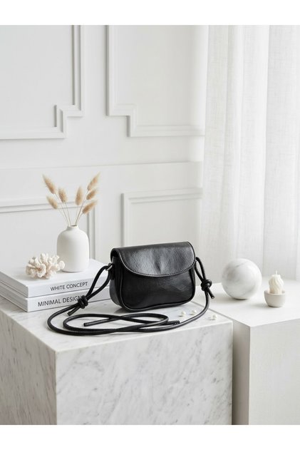 Women's Black Color Knot Detailed Flap Crossbody Bag Daily Shoulder Bag