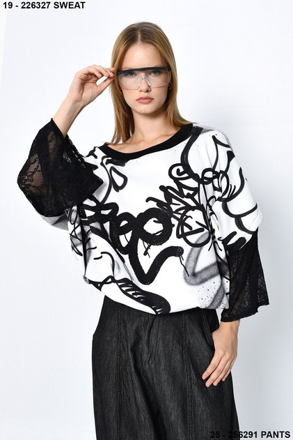 Design Stone Embellished Tulle Sleeves Boat Neck Sweatshirt