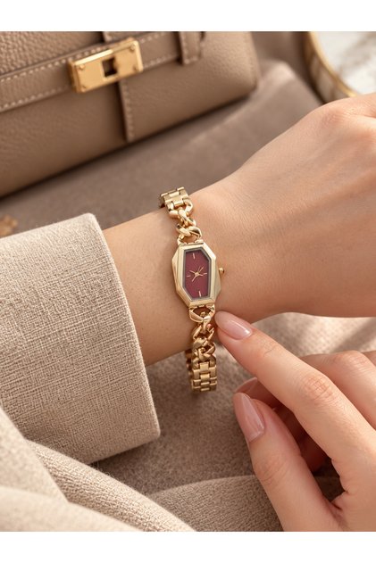 Women's Wristwatch Gold Chain Bracelet Cord Geometric Case Vintage Stylish Watch