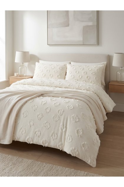 Siena Home Double Embossed Patterned Single Layer Bedspread and Pillowcase Set (3 Pieces)