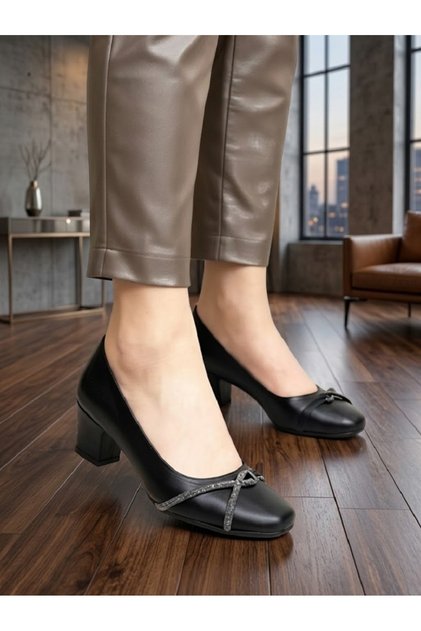Women's Black Jewelled Shiny Cup Short Thick Heeled Comfortable Daily Anatomical Casual Evening Dress Mother Shoes