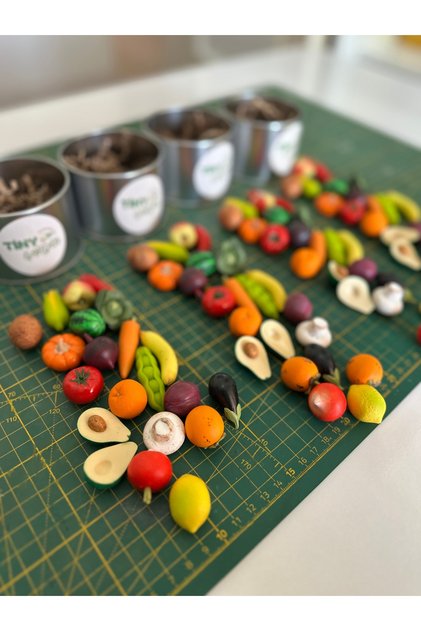 Miniature Fruit and Vegetable Toy (20 Pieces) Advantageous Set