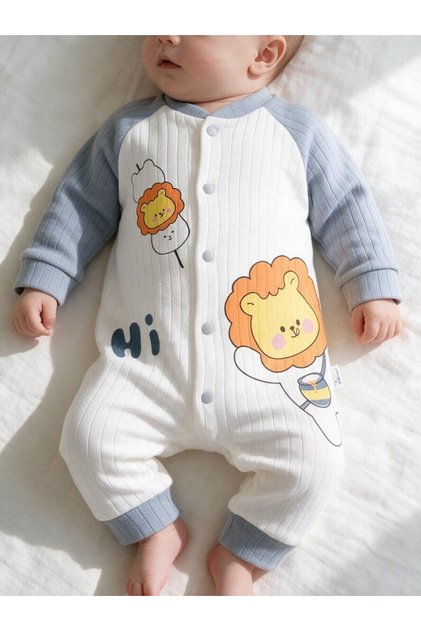 Baby Boy Jumpsuit with Lion Print