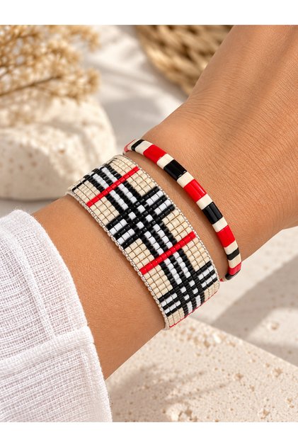 Miyuki Tila and Checkered Red Set